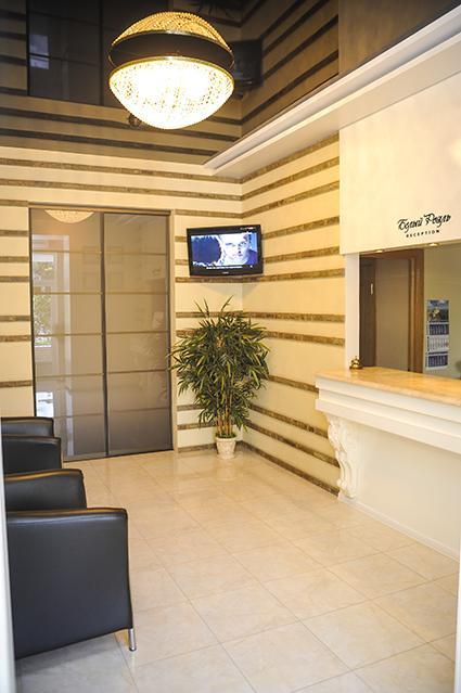 Hotel Bilyj Rojal Zaporizhia Exterior foto